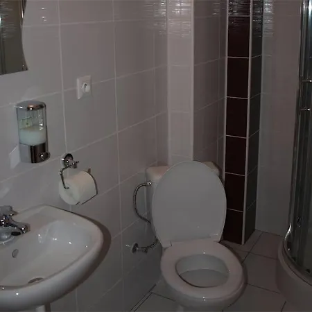 Na Raztocnom Klenovec